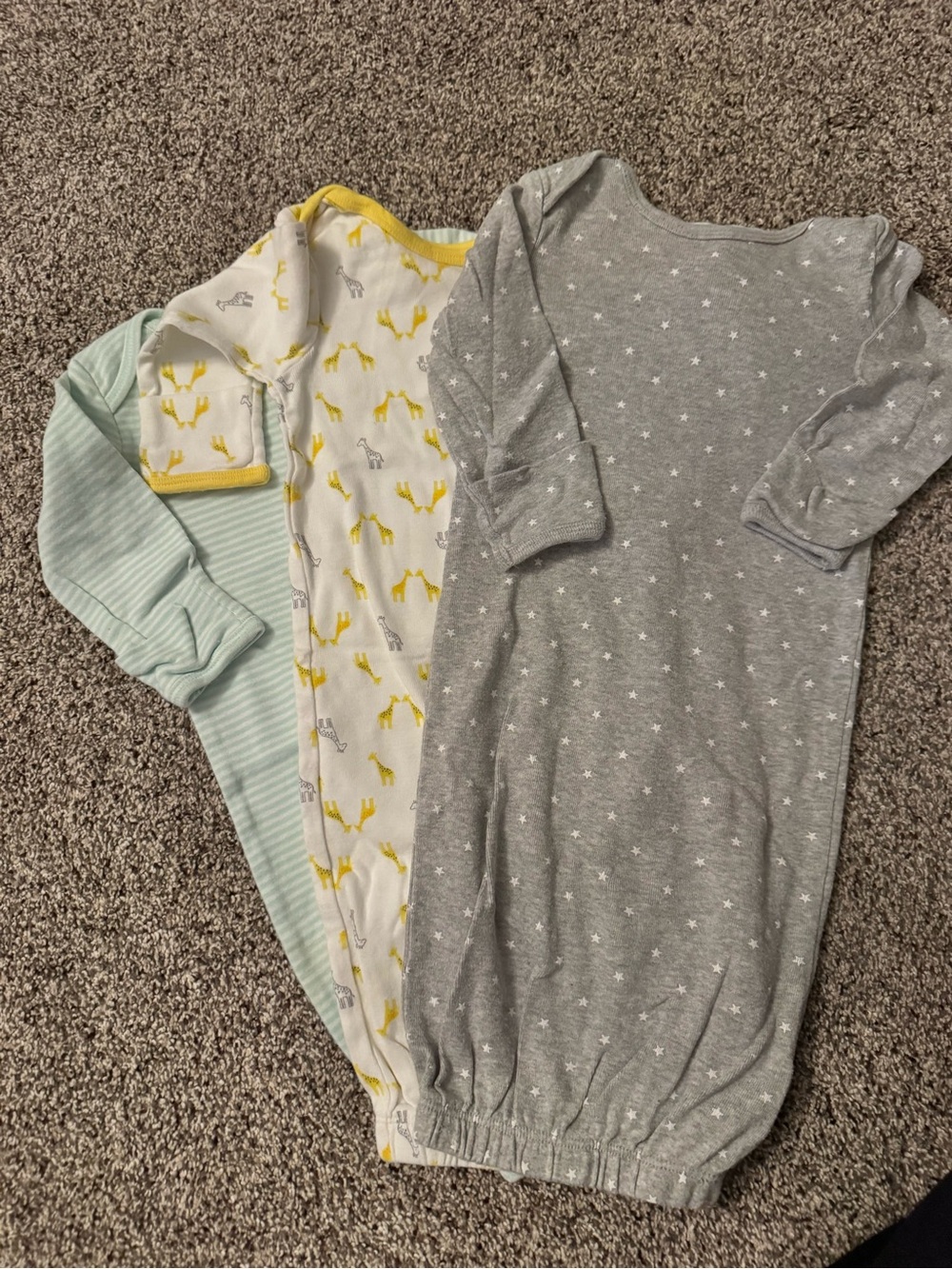 Carter's Three-Pack Sleep Gowns - Gray Star, Yellow Giraffe, Mint Stripe